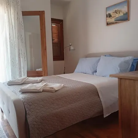 Olympian Sunrise Balcony דירה *